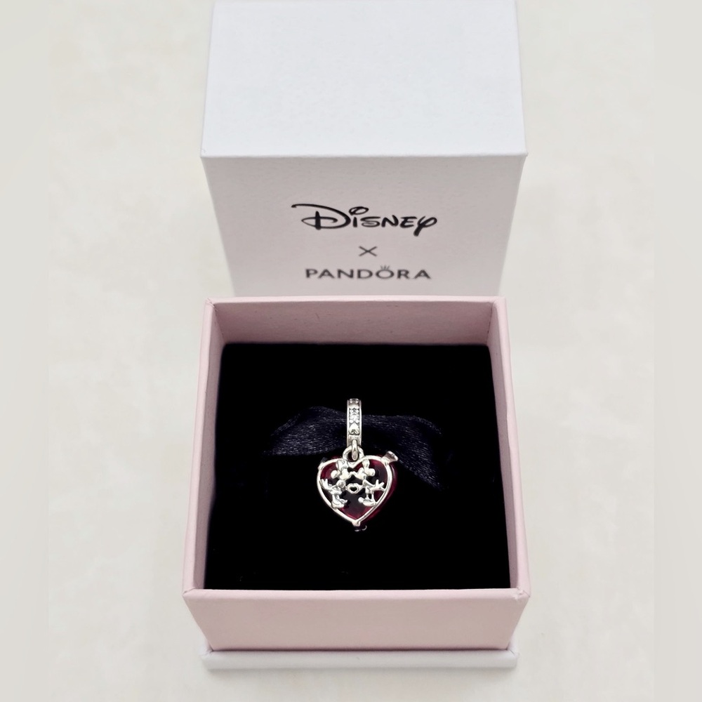 Pandora Disney Mickey & Minnie Mouse Kiss Red Murano Glass - Picture 5 of 5